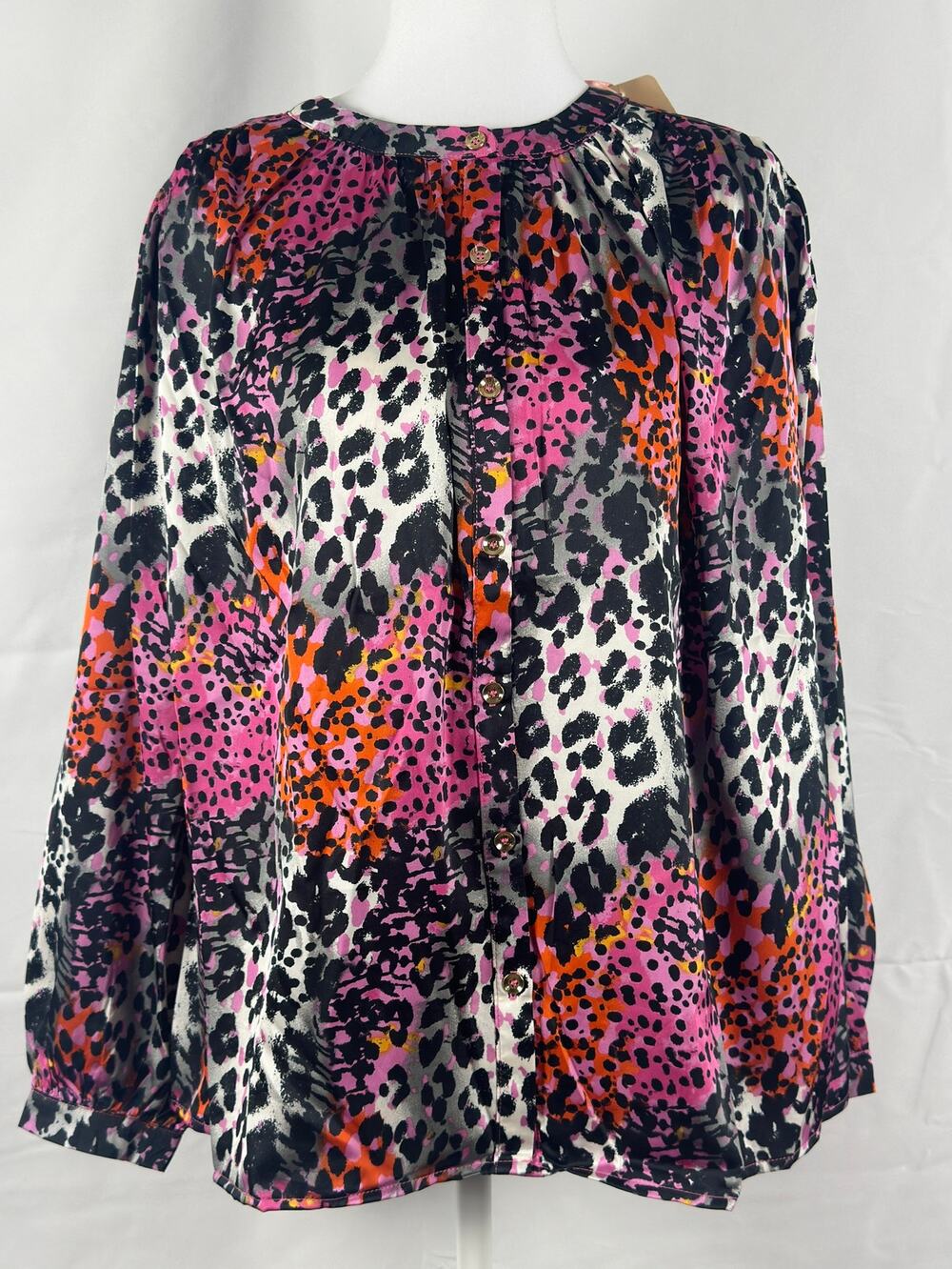 Entro Multicolor Animal Print Satin Blouse NWT Size Small Fall Fashion